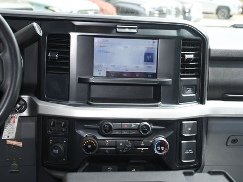 Used 2025 Ford F250 XLT image 15
