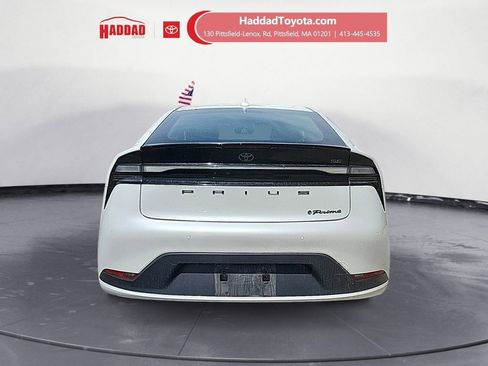 Used 2023 Toyota Prius Prime FWD image 4