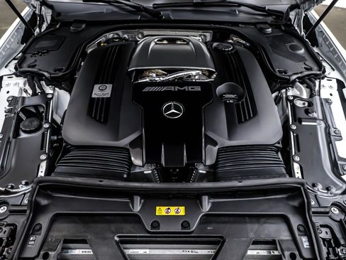 New 2025 Mercedes-Benz SL 63 AMG S e Performance 4MATIC image 12