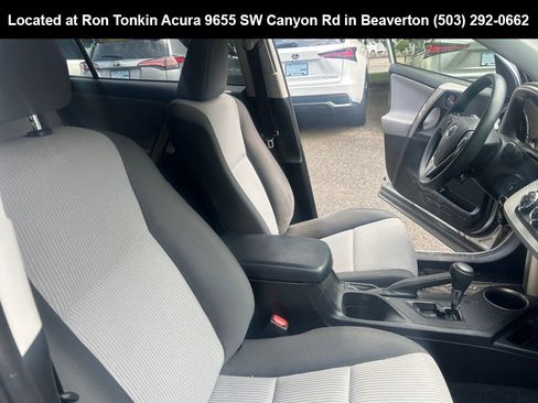 Used 2014 Toyota RAV4 LE FWD image 13