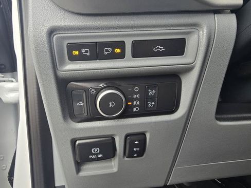 Used 2022 Ford F150 XLT w/ Equipment Group 302A High AWD/4WD image 14