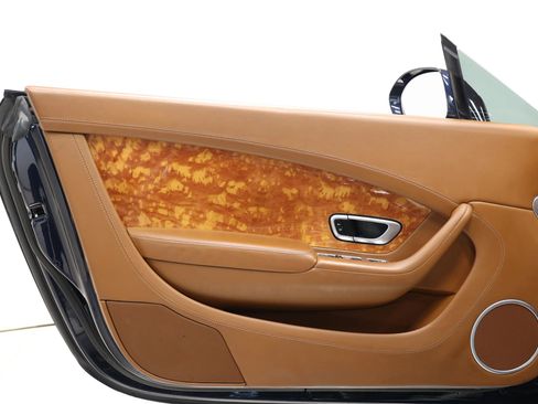 Used 2013 Bentley Continental GT image 7