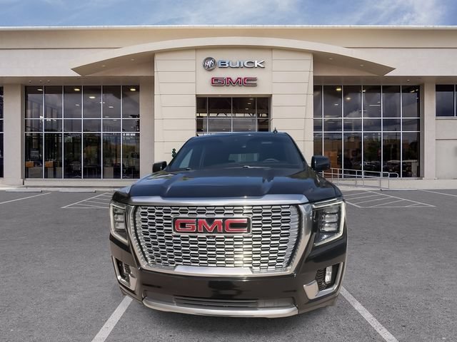Certified 2023 GMC Yukon Denali w/ Max Trailering Package RWD image 4