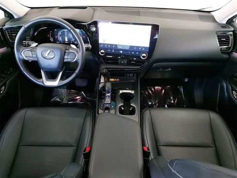Used 2025 Lexus NX 350h AWD w/ Premium Package image 9