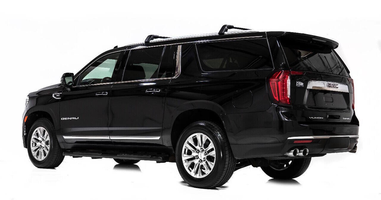 Used 2021 GMC Yukon XL Denali AWD/4WD image 4