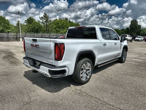 New 2026 GMC Sierra 1500 Denali w/ Denali Reserve Package image 11