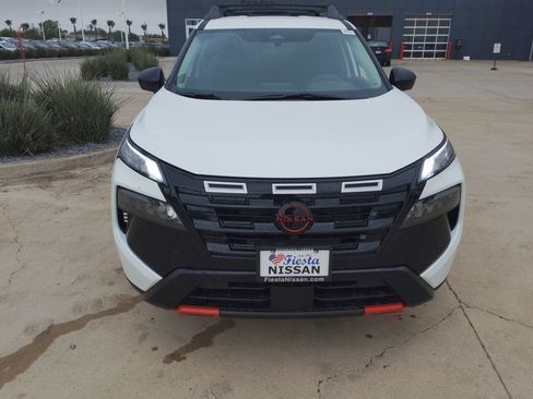 New 2026 Nissan Rogue SV AWD/4WD image 2