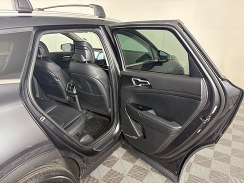 Used 2024 Kia Sportage EX AWD/4WD image 31