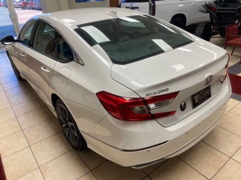Used 2021 Honda Accord EX-L image 5