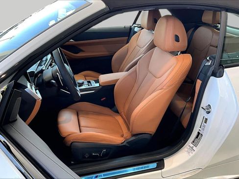 Used 2027 BMW M440i Convertible w/ Premium Package RWD image 7