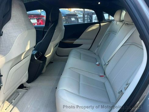 Used 2023 Lucid Air Grand Touring image 13