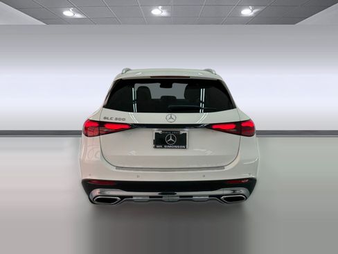 Certified 2026 Mercedes-Benz GLC 300 image 9