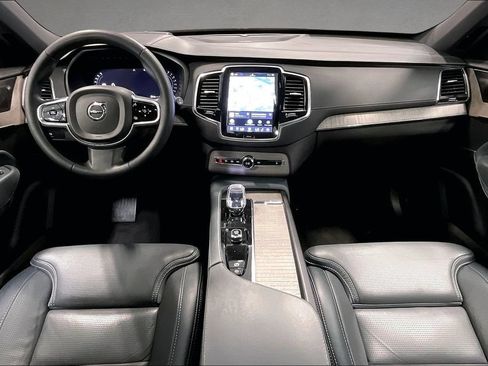 Certified 2023 Volvo XC90 B6 Ultimate w/ Protection Package Premier AWD/4WD image 8