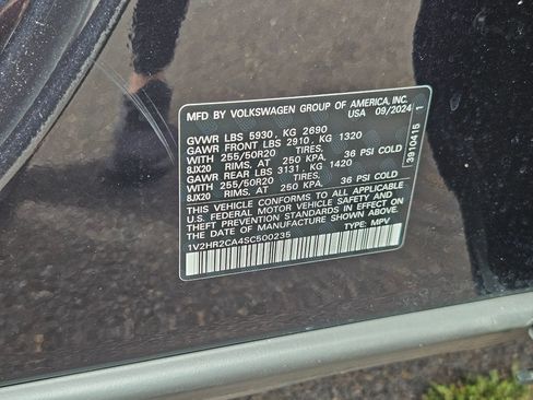 Used 2025 Volkswagen Atlas SE AWD/4WD image 34
