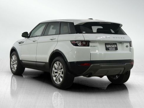 Used 2015 Land Rover Range Rover Evoque Pure image 3