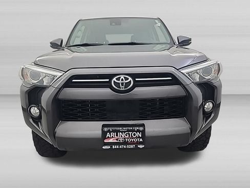 Used 2020 Toyota 4Runner SR5 Premium AWD/4WD image 9
