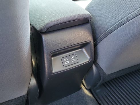 Certified 2025 Toyota Corolla LE FWD image 14
