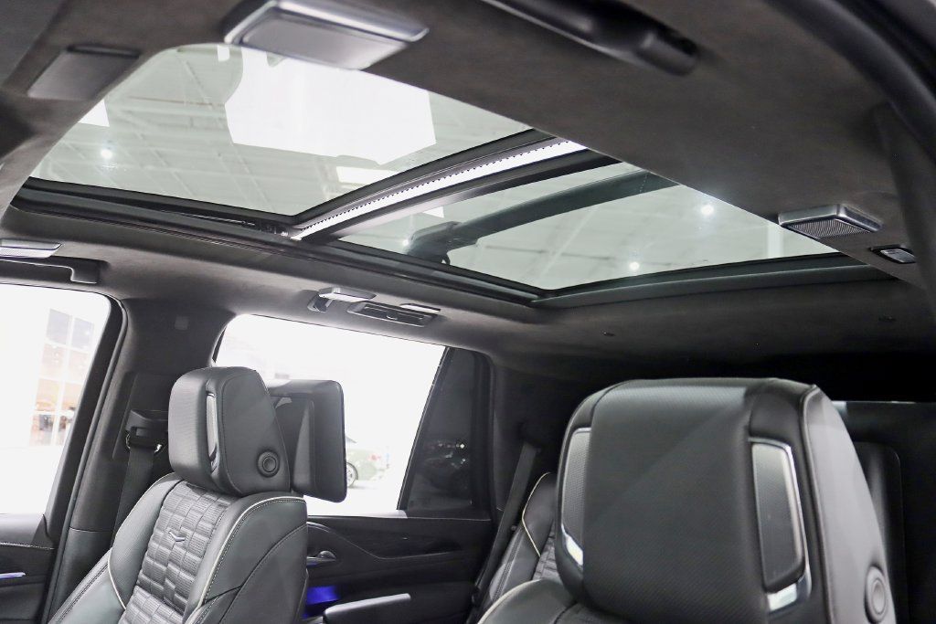 Used 2023 Cadillac Escalade V AWD/4WD image 29