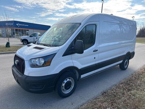 New 2026 Ford Transit 250 148 Medium Roof w/ Load Area Protection Package image 5