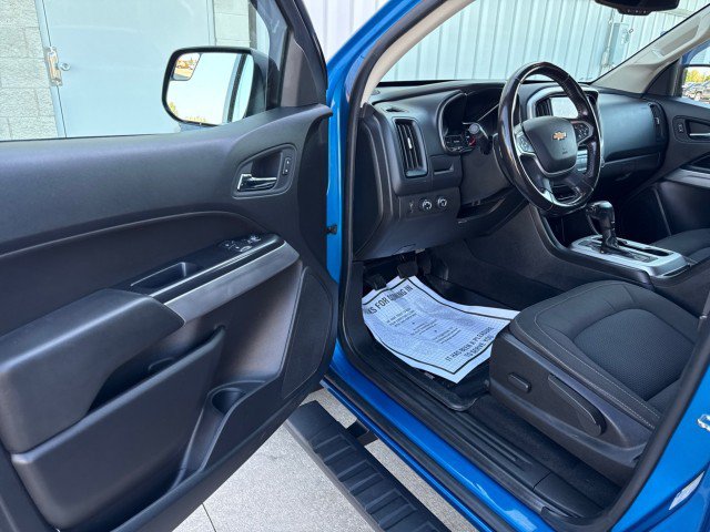 Used 2021 Chevrolet Colorado LT AWD/4WD image 15