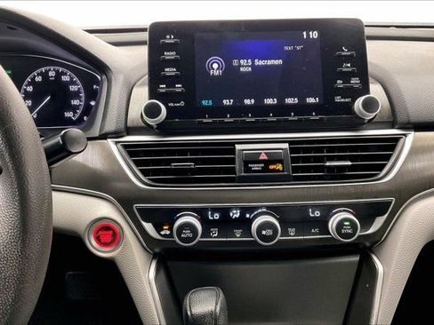 Used 2019 Honda Accord LX image 5