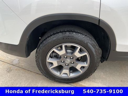 Certified 2023 Honda Passport TrailSport image 12