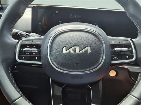 New 2025 Kia Sorento EX w/ EX Panoramic Sunroof Package image 14