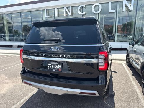 Used 2024 Ford Expedition Platinum AWD/4WD image 18