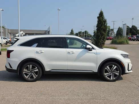 Used 2023 Kia Sorento SX Prestige AWD/4WD image 5