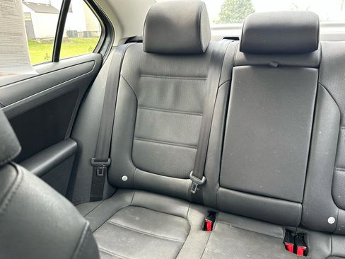 Used 2012 Volkswagen Jetta SE image 21