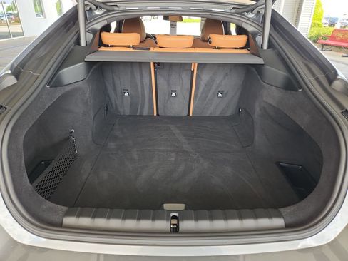 Used 2025 BMW i4 eDrive40 w/ Premium Package RWD image 13