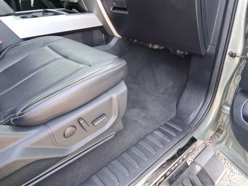 Used 2020 Ford F250 Lariat AWD/4WD image 13