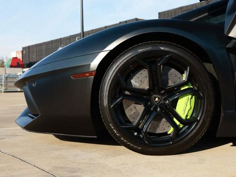 Used 2012 Lamborghini Aventador LP 700-4 image 20