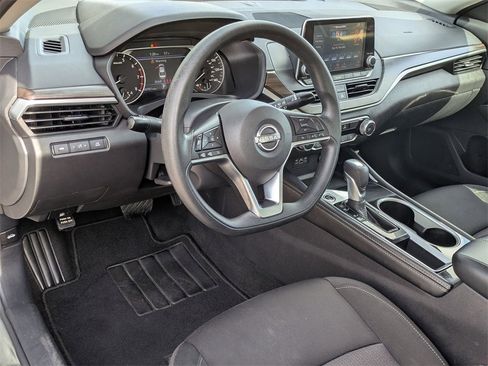 Certified 2023 Nissan Altima 2.5 SV image 14