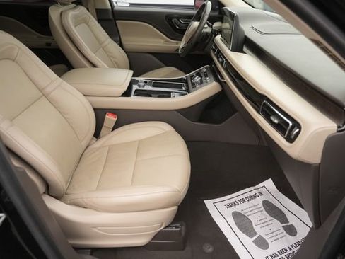 Used 2022 Lincoln Aviator Reserve w/ Elements Package Plus image 21