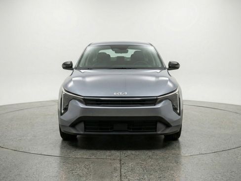 Used 2025 Kia K4 FWD image 2