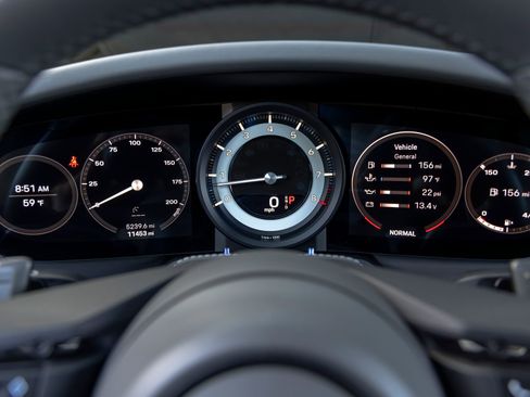 Certified 2022 Porsche 911 Carrera S RWD image 33