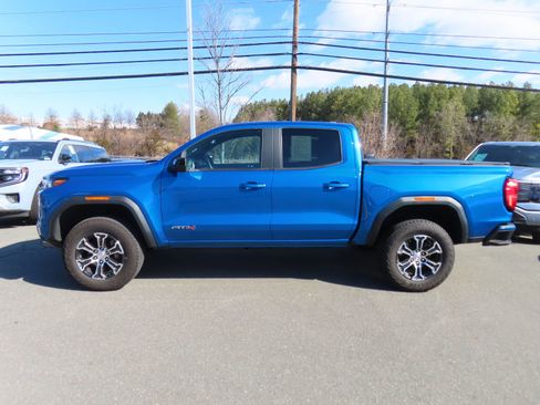 Used 2023 GMC Canyon AT4 w/ AT4 Premium Package image 8