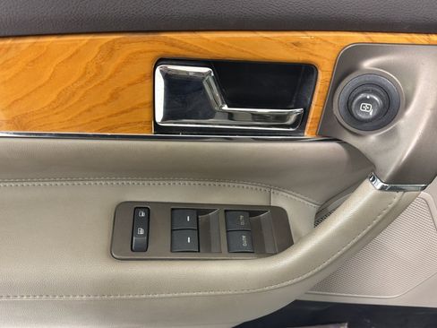 Used 2013 Lincoln MKX FWD image 10