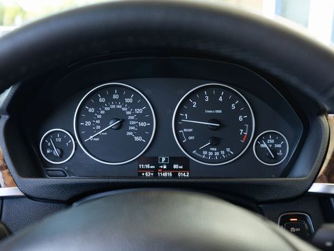 Used 2014 BMW 320i Sedan RWD image 34