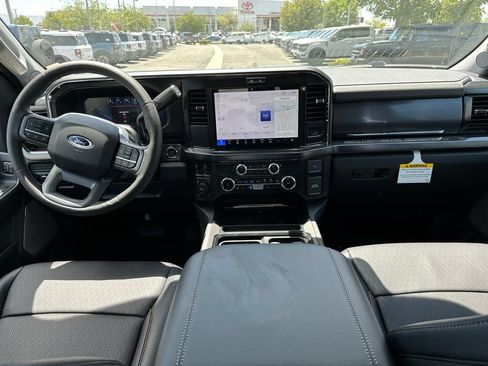 New 2026 Ford F250 Lariat w/ Black Appearance Package AWD/4WD image 19