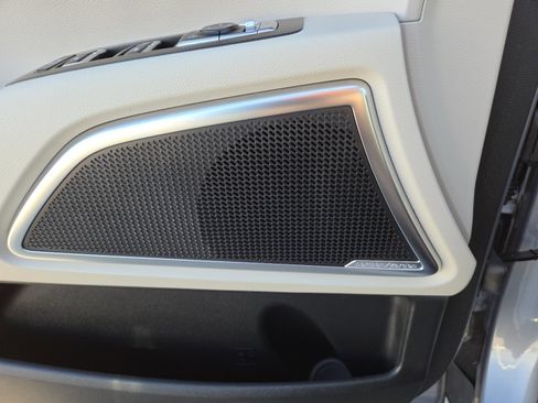 Used 2024 Kia Telluride SX image 8