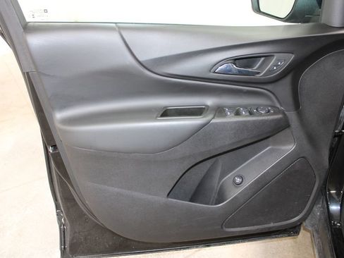 Used 2024 Chevrolet Equinox LT w/ LPO, Floor Liner Package FWD image 19