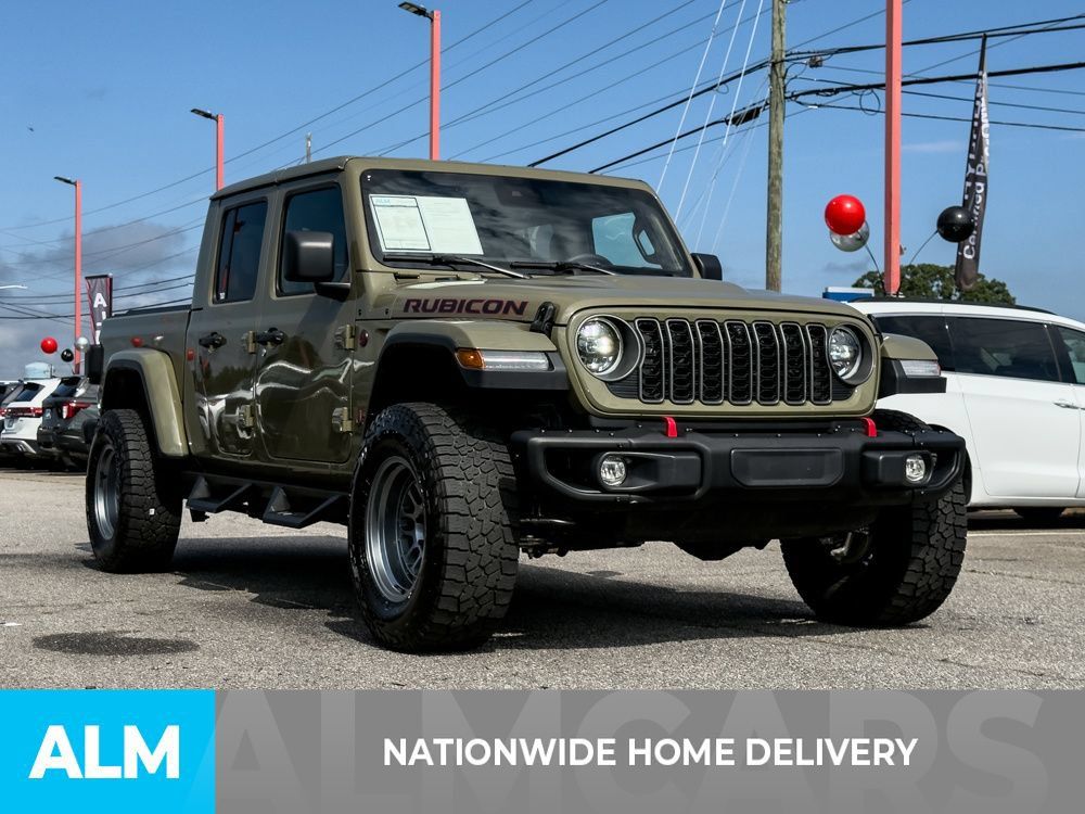 Used 2025 Jeep Gladiator Rubicon AWD/4WD image 4