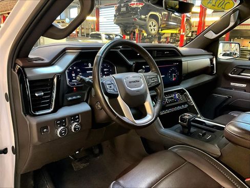 Used 2024 GMC Sierra 1500 Denali w/ Denali Reserve Package image 8