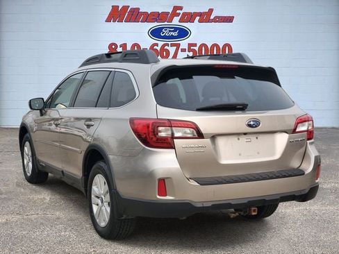 Used 2015 Subaru Outback 2.5i Premium AWD/4WD image 4