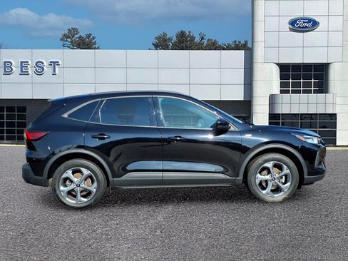 Used 2025 Ford Escape ST-Line Select AWD/4WD image 4