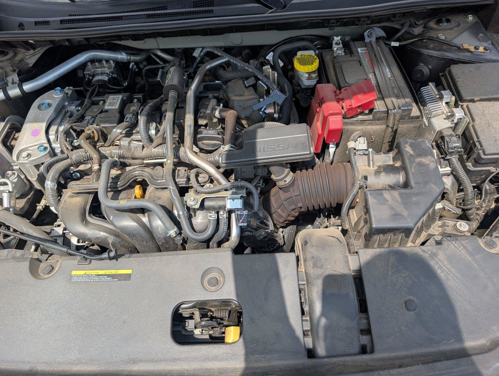 Used 2025 Nissan Sentra SV FWD image 14