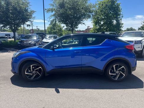Used 2020 Toyota C-HR Limited FWD image 4