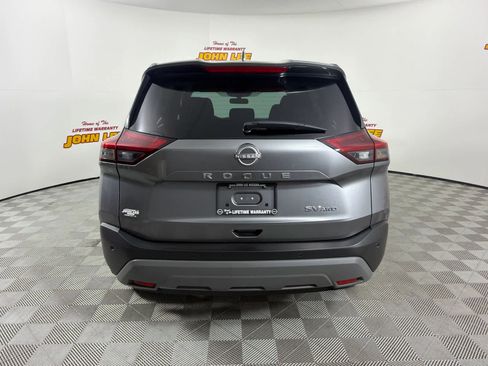 Used 2023 Nissan Rogue SV AWD/4WD image 4